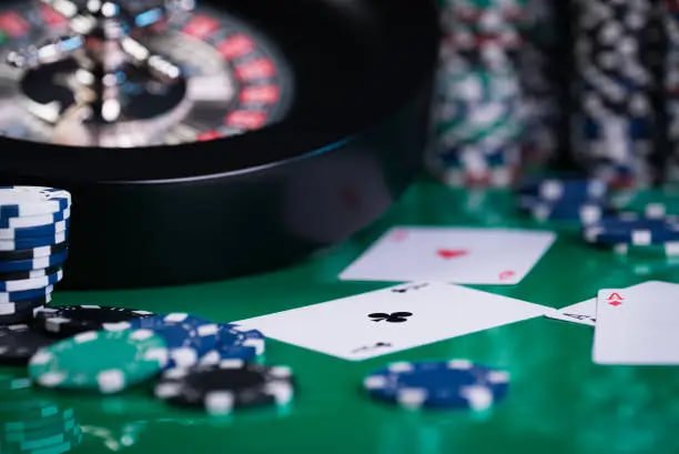 Layar alur deposit DANA dan OVO dengan verifikasi akun